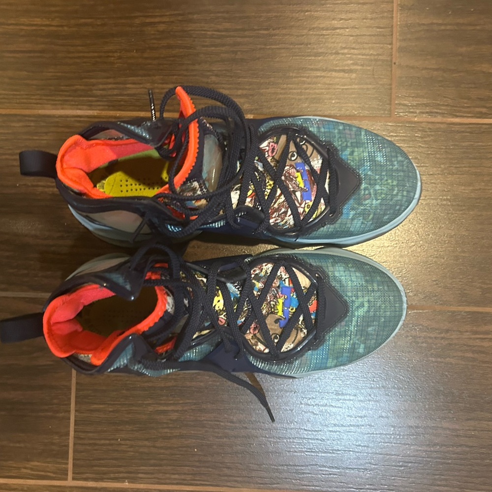 Nike Multicolor Athletic Shoes for Men